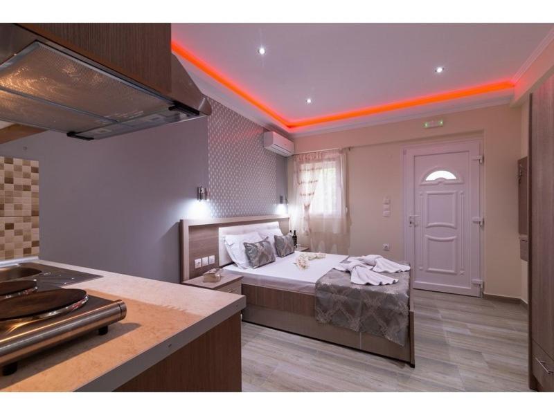 Apartment House Diakos *