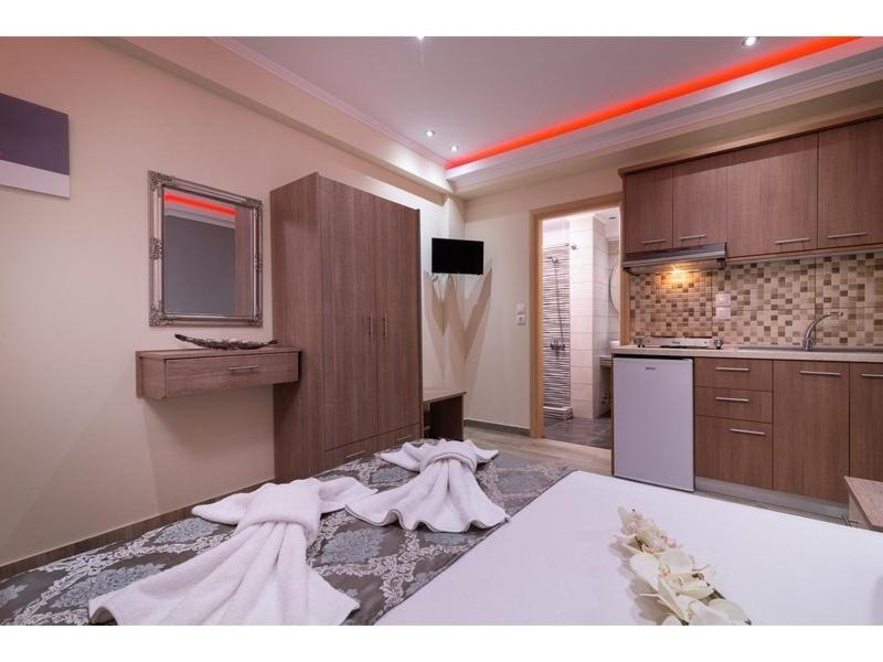 House Diakos * Toroni